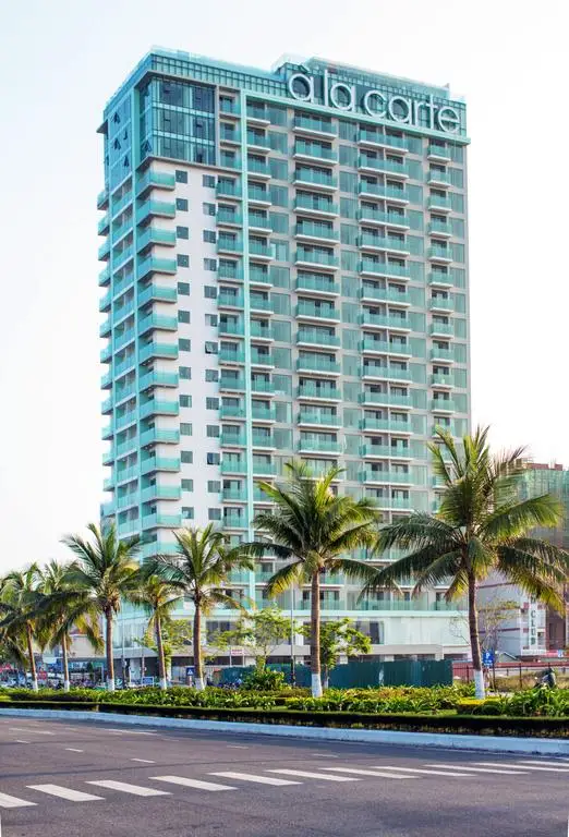 A La Carte Da Nang Beach – 1