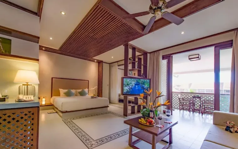Executive Suite – 1