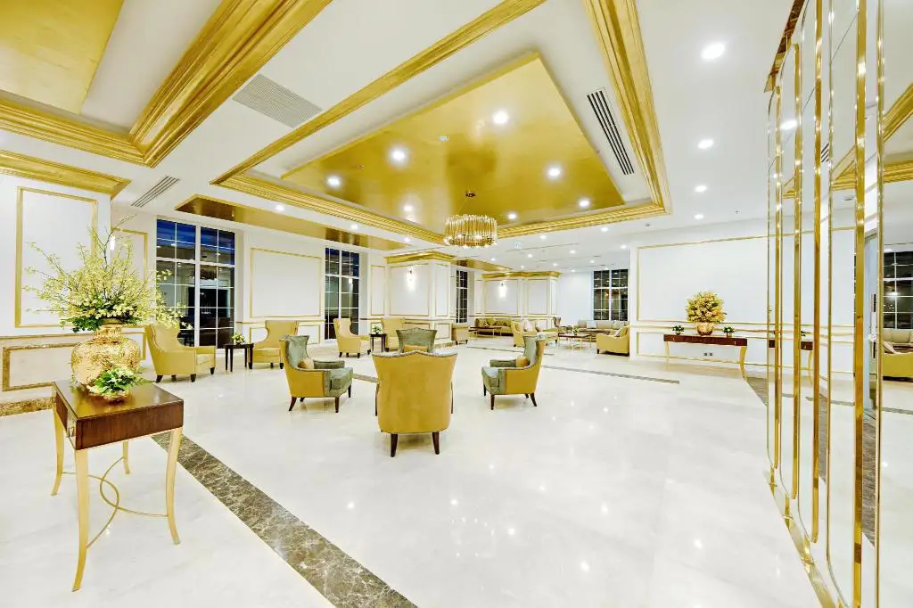 Wyndham Danang Golden Bay – 7
