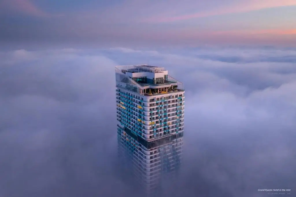 Grand Hyams Hotel – 1