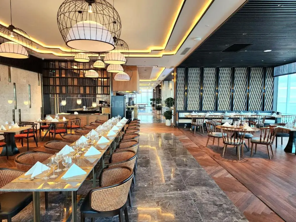 Grand Hyams Hotel – 7