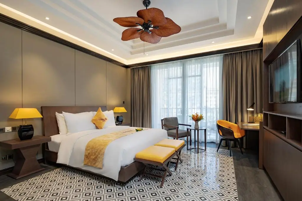 Grand Hyams Hotel – 8