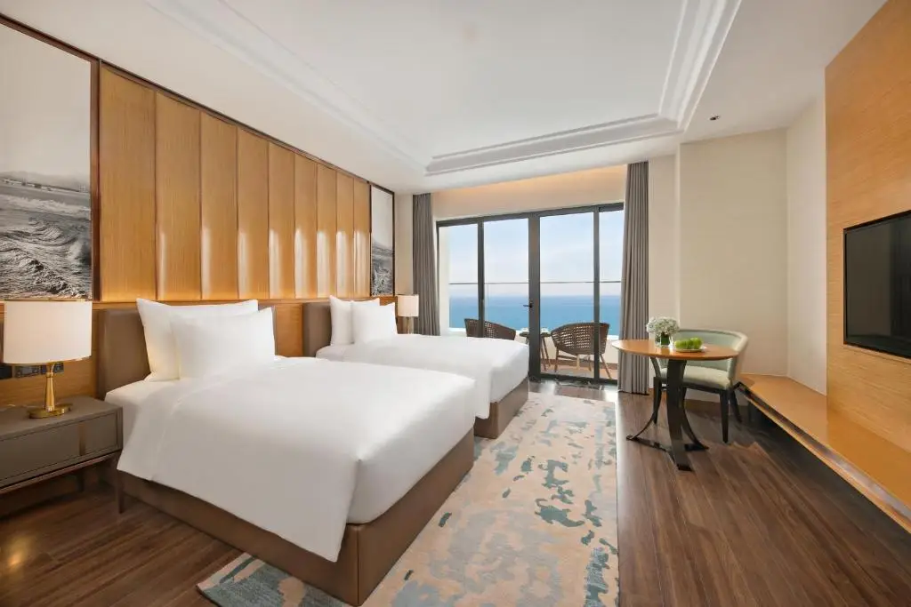 Grand Hyams Hotel – 10