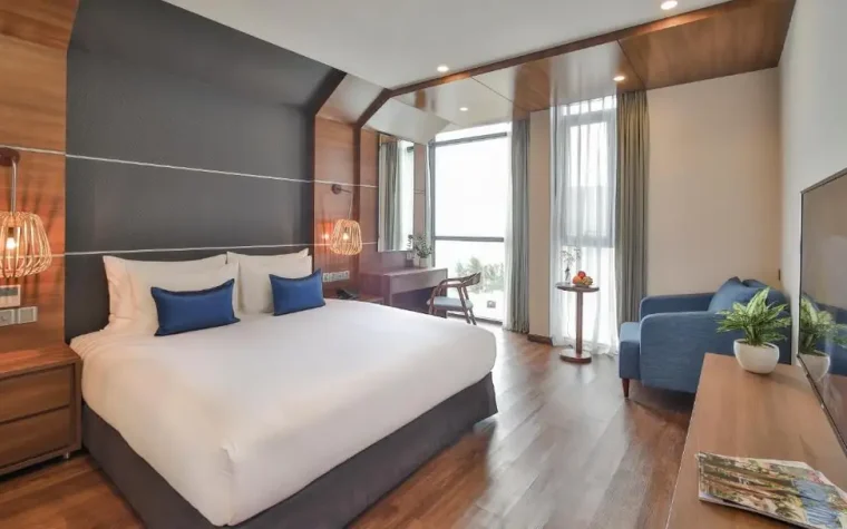 Partial Sea View Oasis – 1