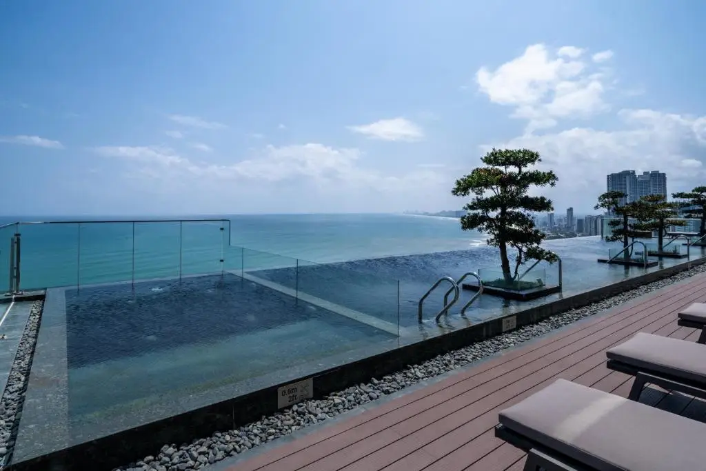 Hilton Garden Inn Đà Nẵng – 2