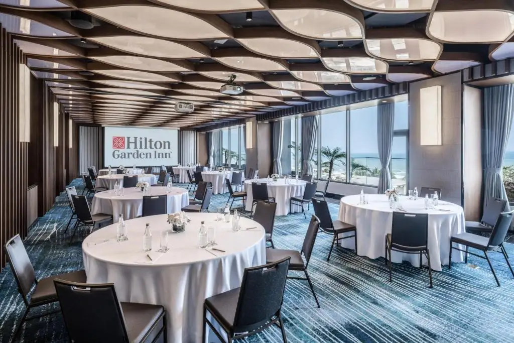 Hilton Garden Inn Đà Nẵng – 3