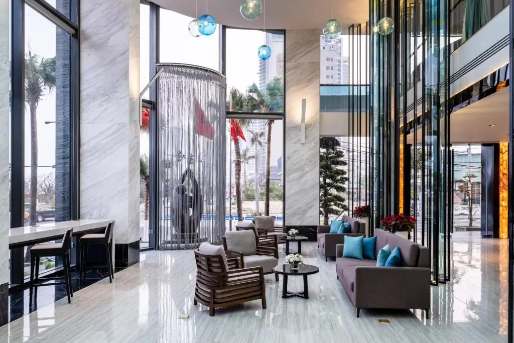 Hilton Garden Inn Đà Nẵng – 10