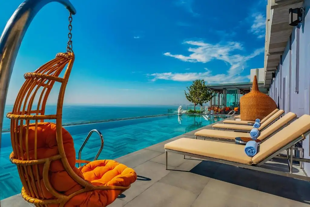 Le Sands Oceanfront Đà Nẵng – 6