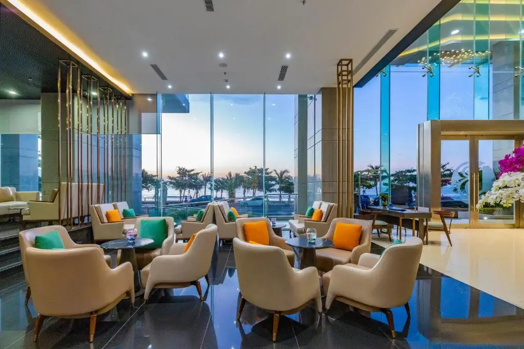 Le Sands Oceanfront Đà Nẵng – 8