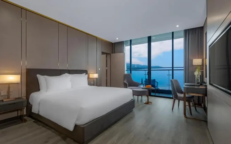 2 Bedroom Residence Oceanfront – 1