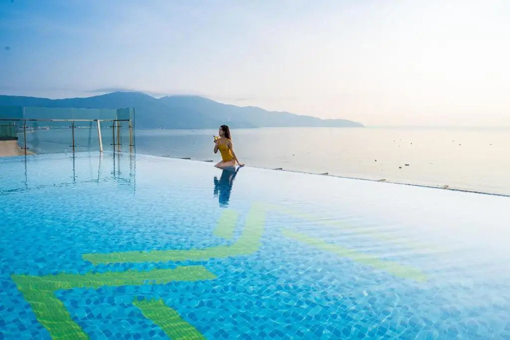 Maximilan Hotel Đà Nẵng – 4