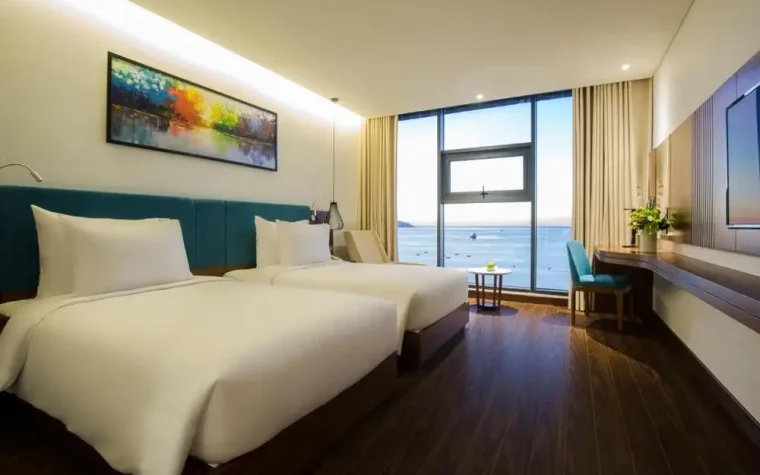 Premier Deluxe Beachfront Double – 1