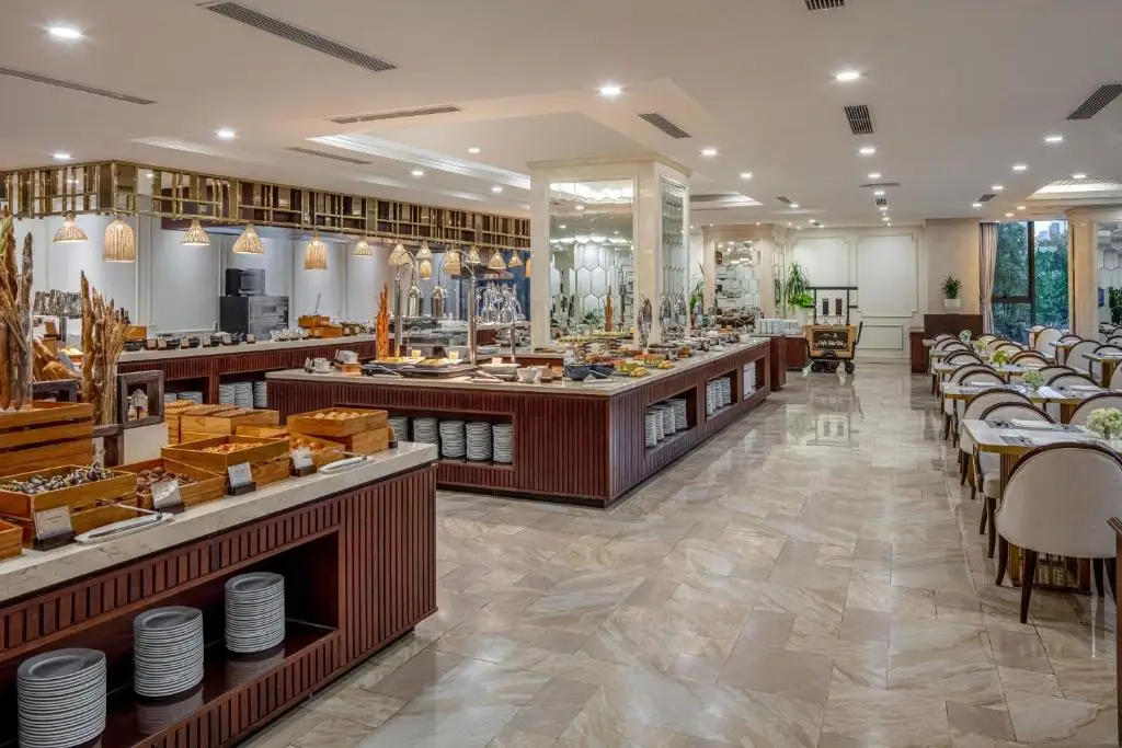 Melia Vinpearl Danang Riverfront – 10