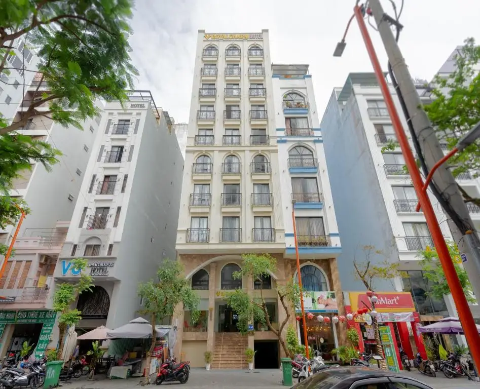 Royal Charm Hotel – 1
