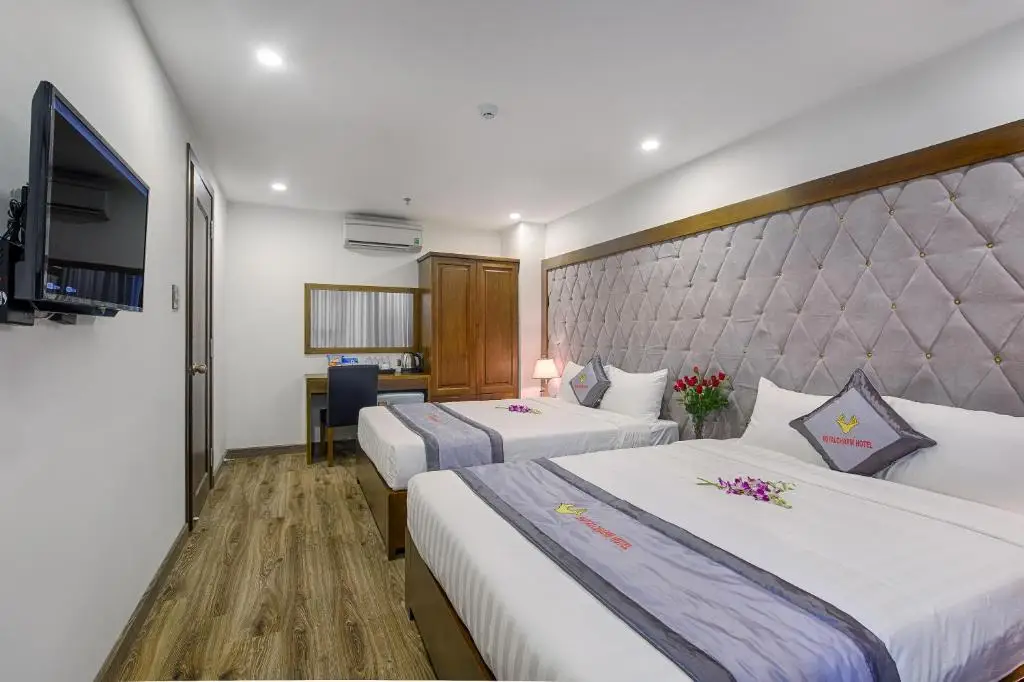 Royal Charm Hotel – 8