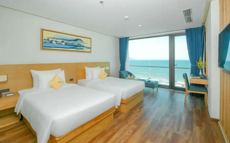 Deluxe Twin Balcony – 1
