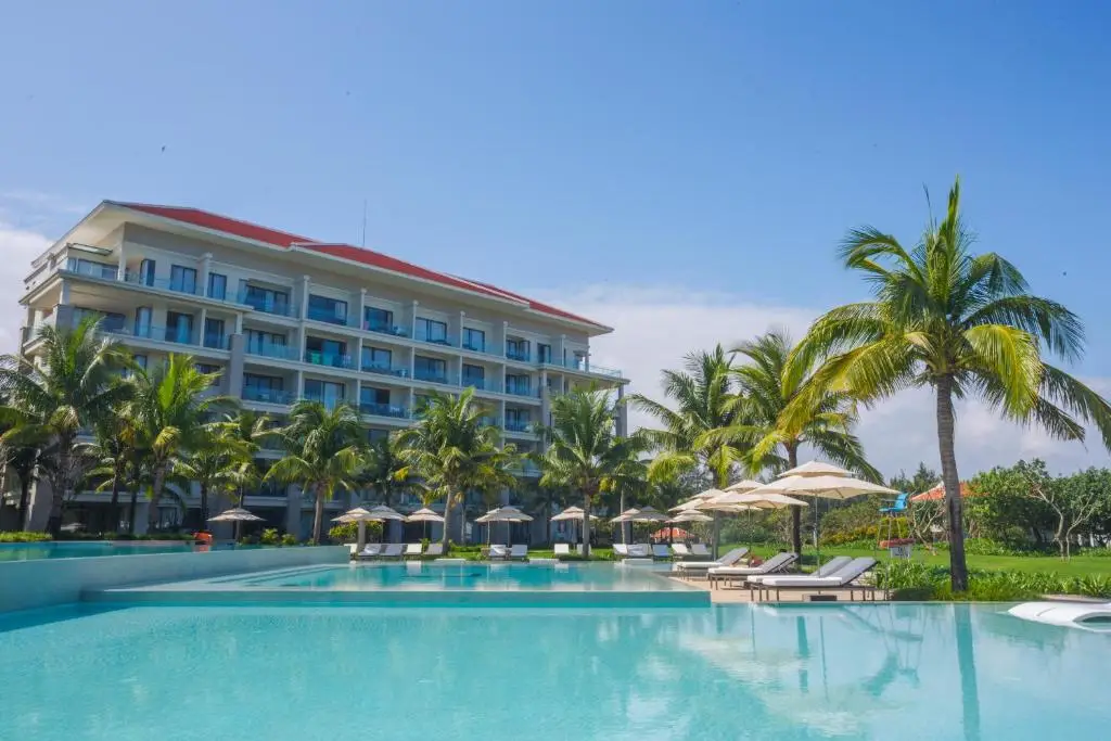 The Ocean Villas Da Nang – 10