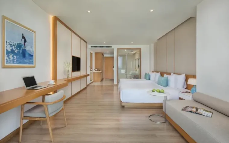 Premier Suite Twin City View – 1