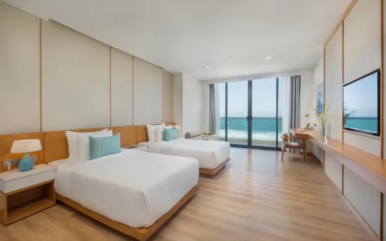 Premier Suite Twin Oceanfront – 1